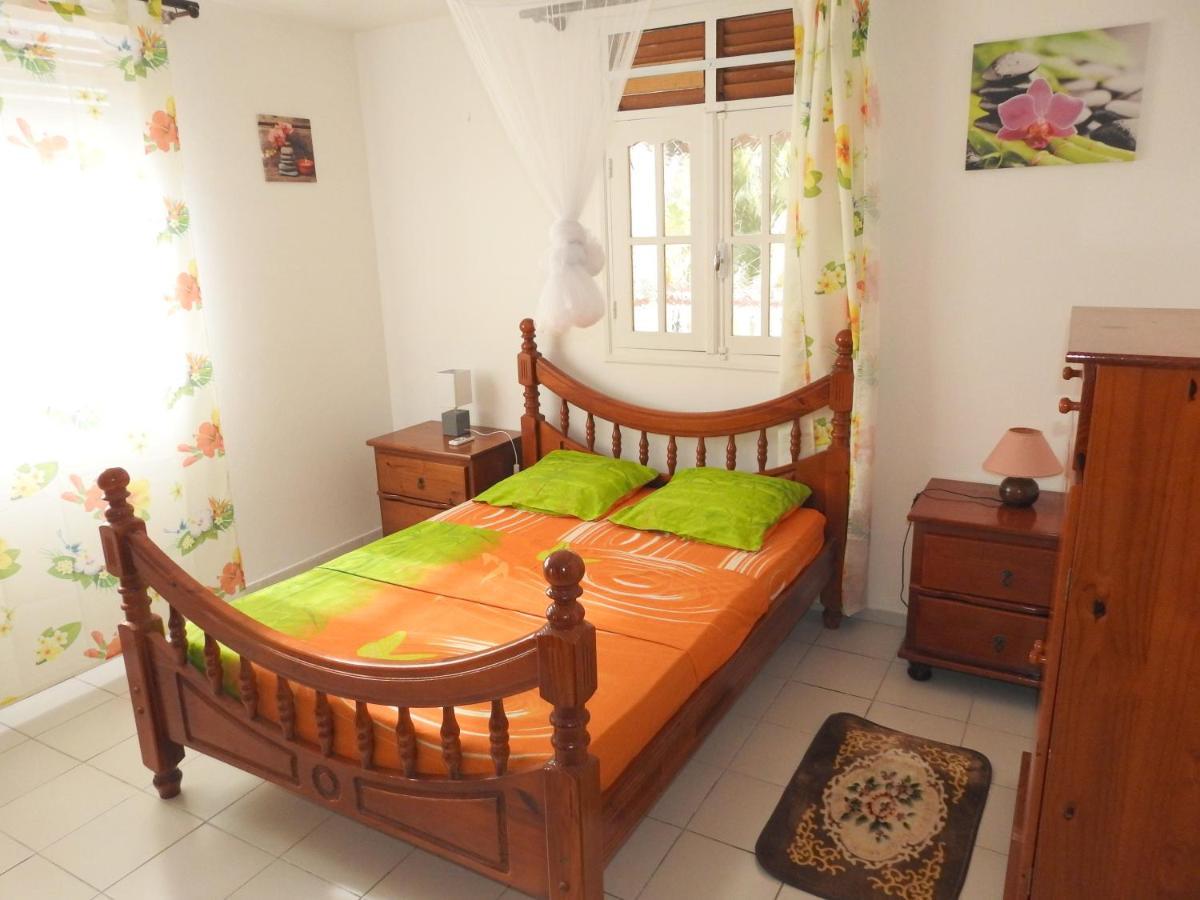 Villa Nanou , Villa De Plein Pied Avec Joli Jardin Bouillante Kültér fotó