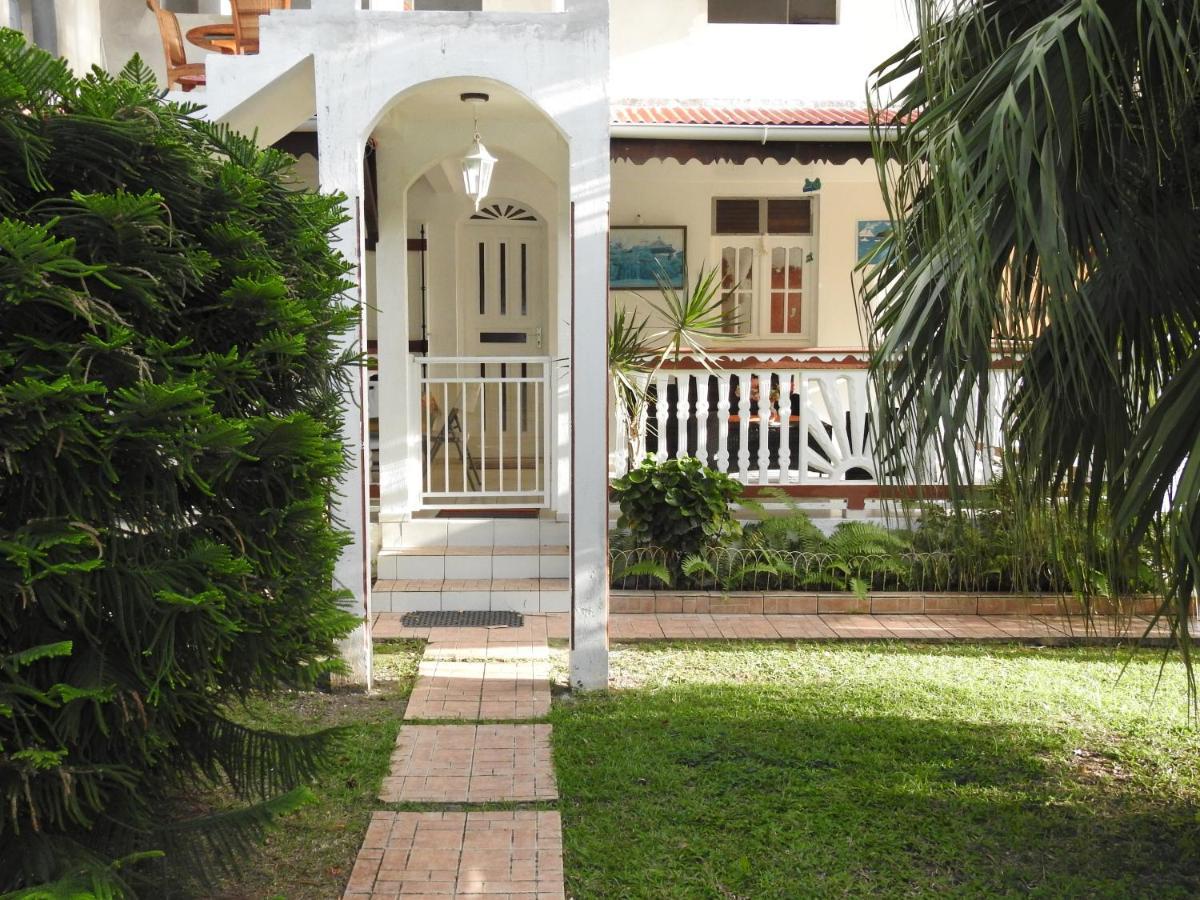 Villa Nanou , Villa De Plein Pied Avec Joli Jardin Bouillante Kültér fotó