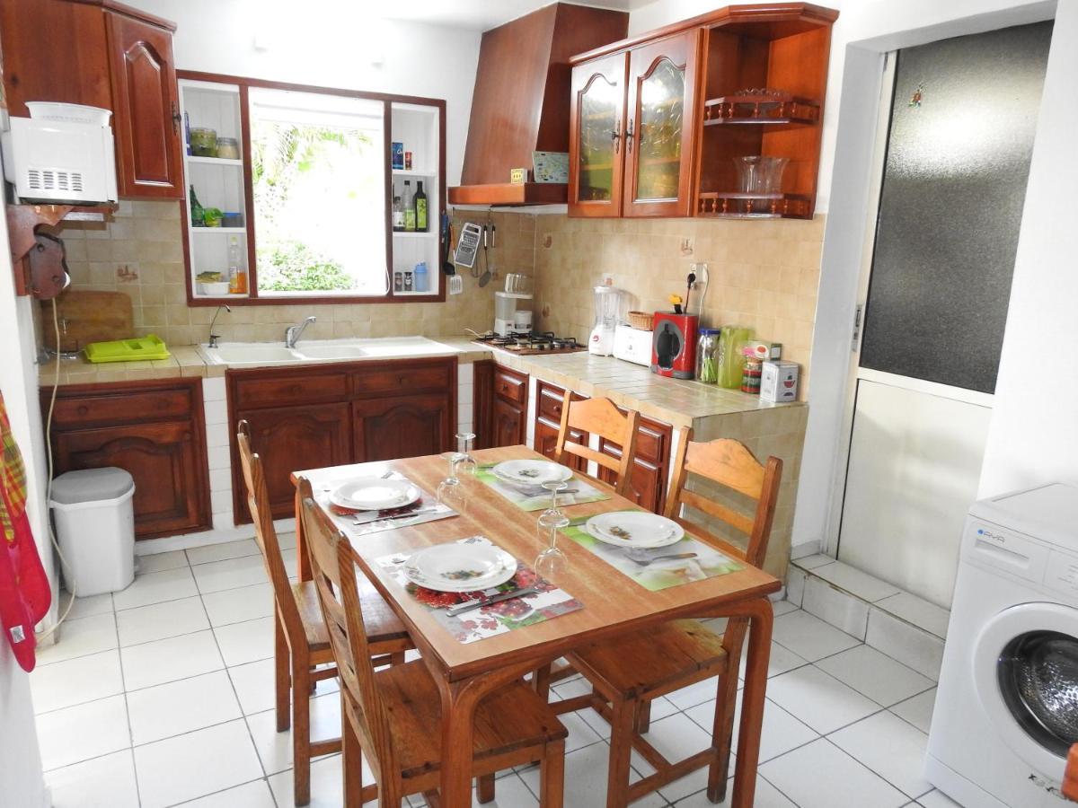 Villa Nanou , Villa De Plein Pied Avec Joli Jardin Bouillante Kültér fotó